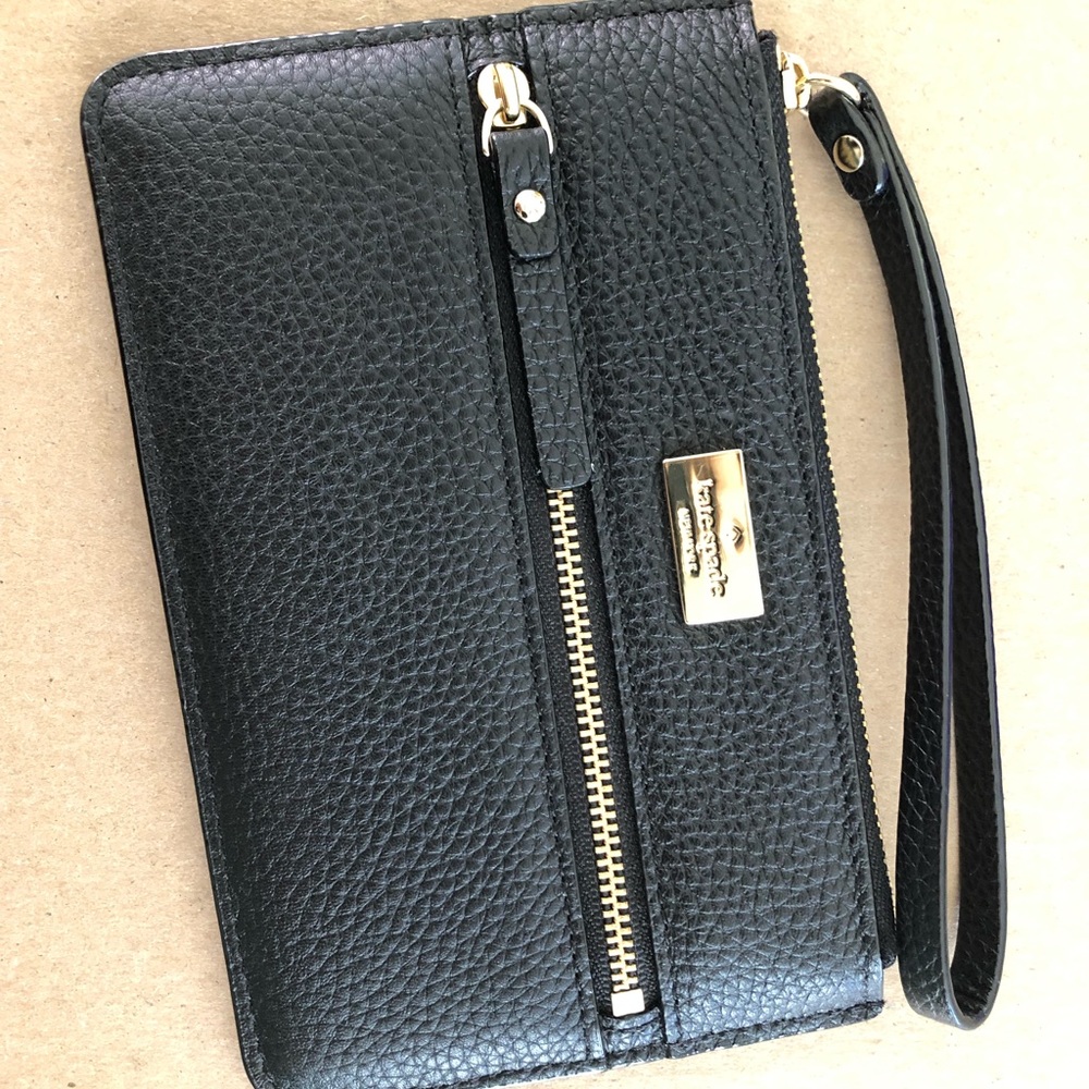 NWOT Kate Spade wristlet, never used!